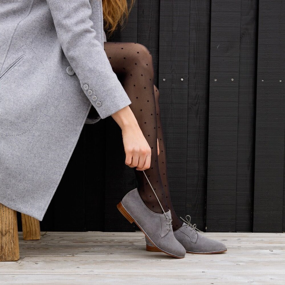 NWB Sold Out Women's Bobbies Grey Suede Lace-Up Oxfords - Size 8 (US) / 39 (EU)